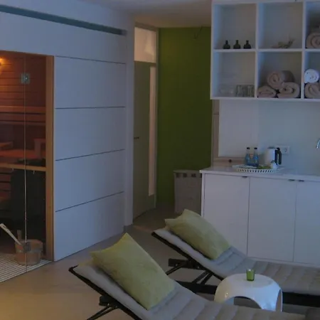 Hotel Insel 3*